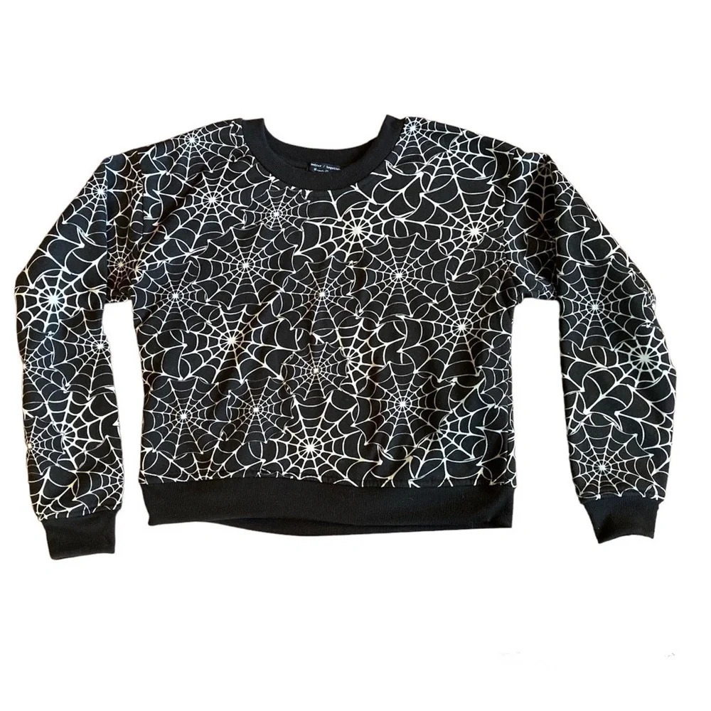 𝅺Better Together Black‎ w White Spider Webs Boxy Sweatshirt, Small. Halloween!
